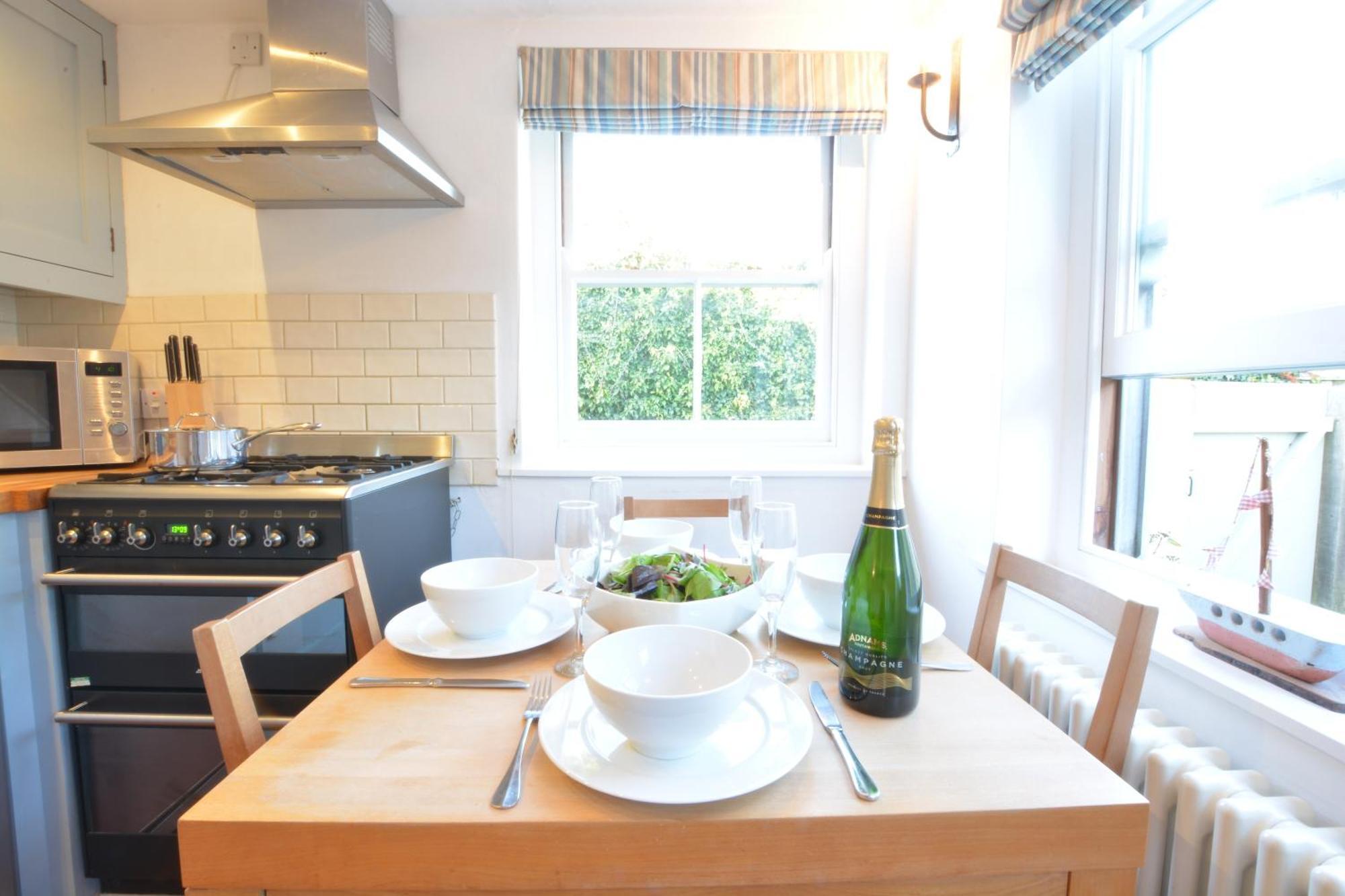 1 South Cottages 소펜네스 외부 사진